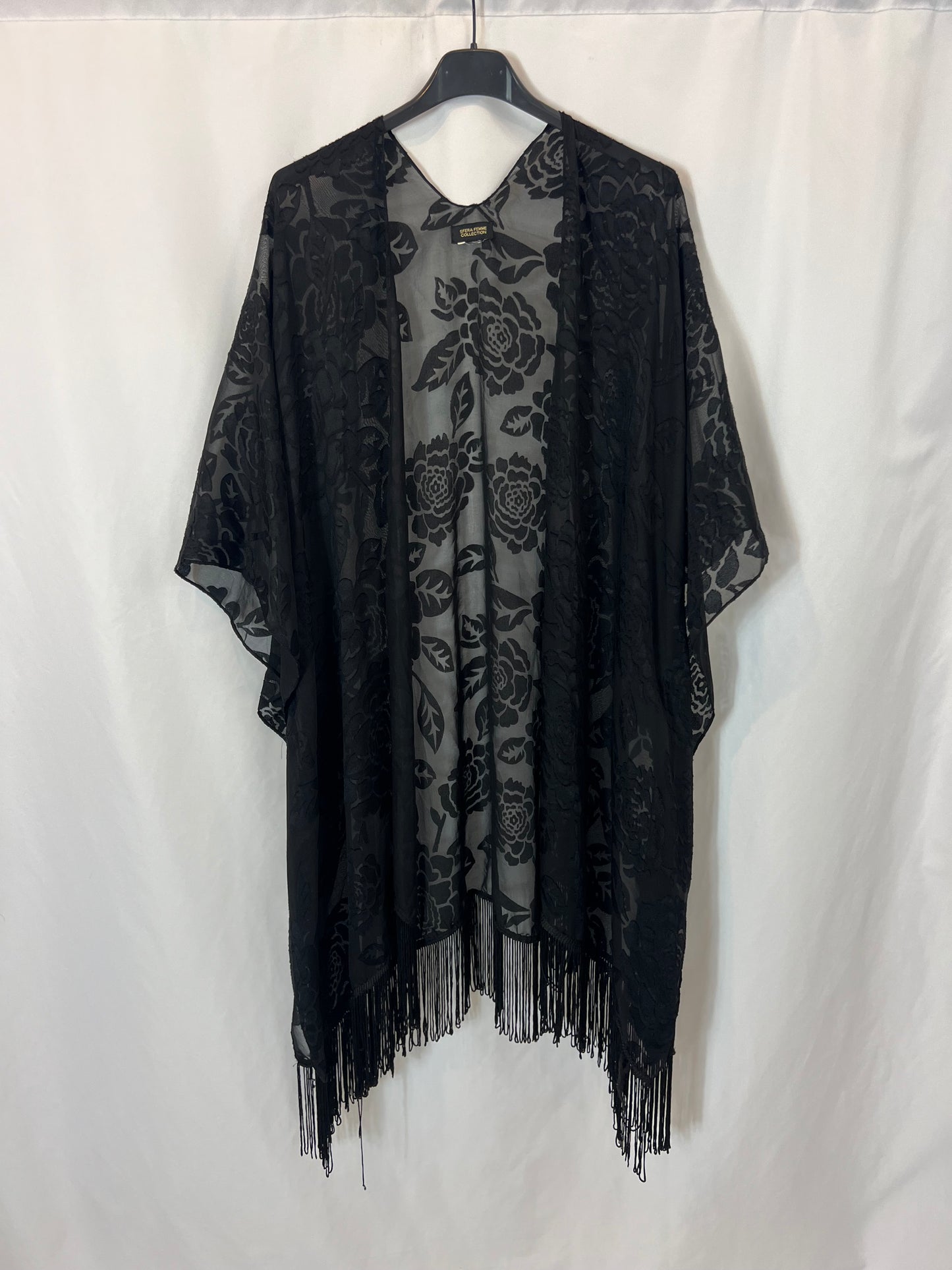 SFERA. Kimono negro flores. T U