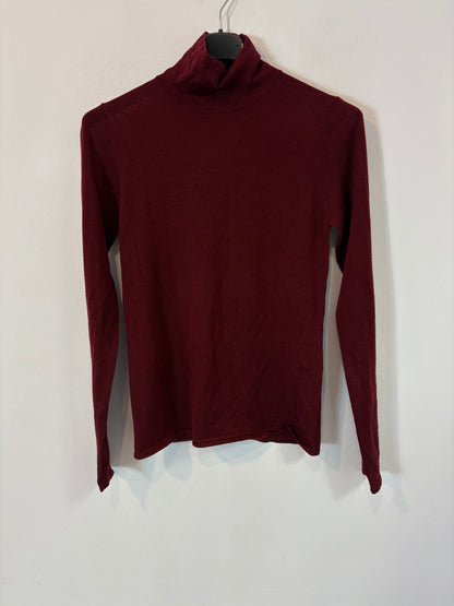 ZARA. Black stretch knit top. TL