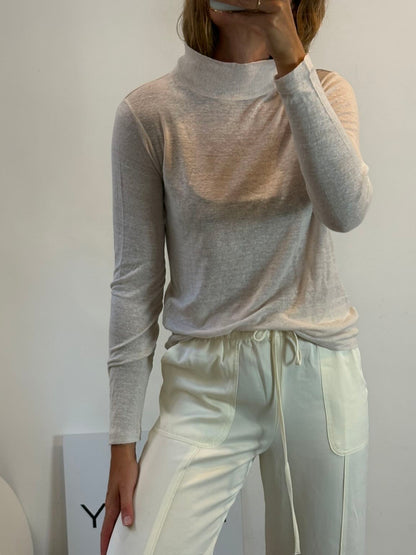 IRO. Top beige lino manga larga