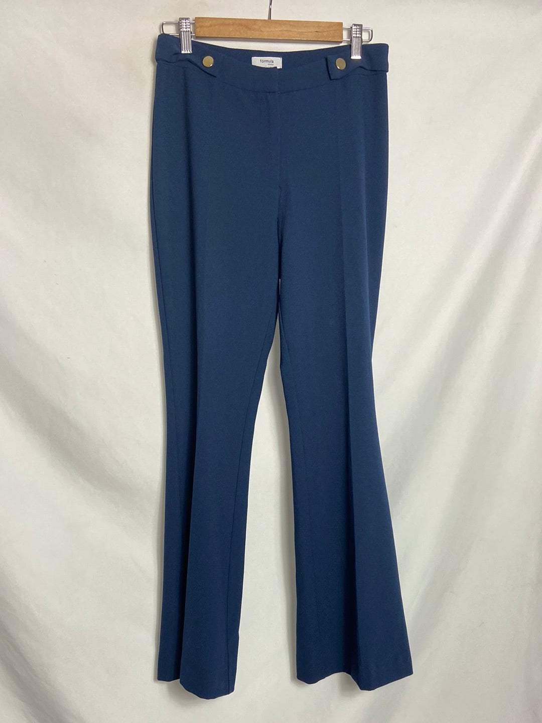 YOUNG FORMULA. Blue trousers with gold buttons. Size 40 