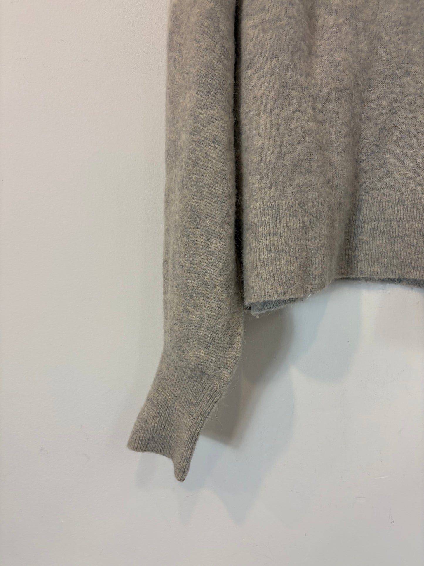 MASSIMO DUTTI. Short green skirt with pocket T.xs