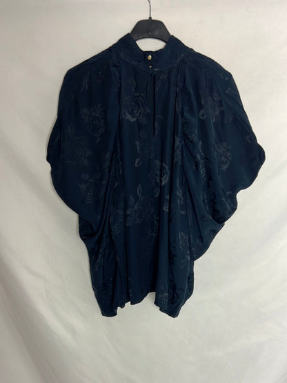 ZARA. Blue printed blouse with sleeve detail. TM