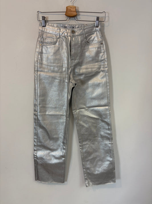 ZARA. Denim recto plateado
