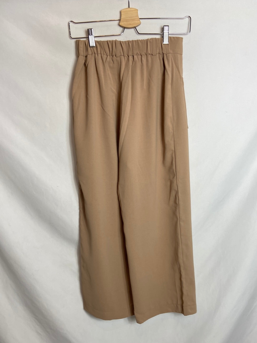 MUSE. Pantalones fluidos beige T.S