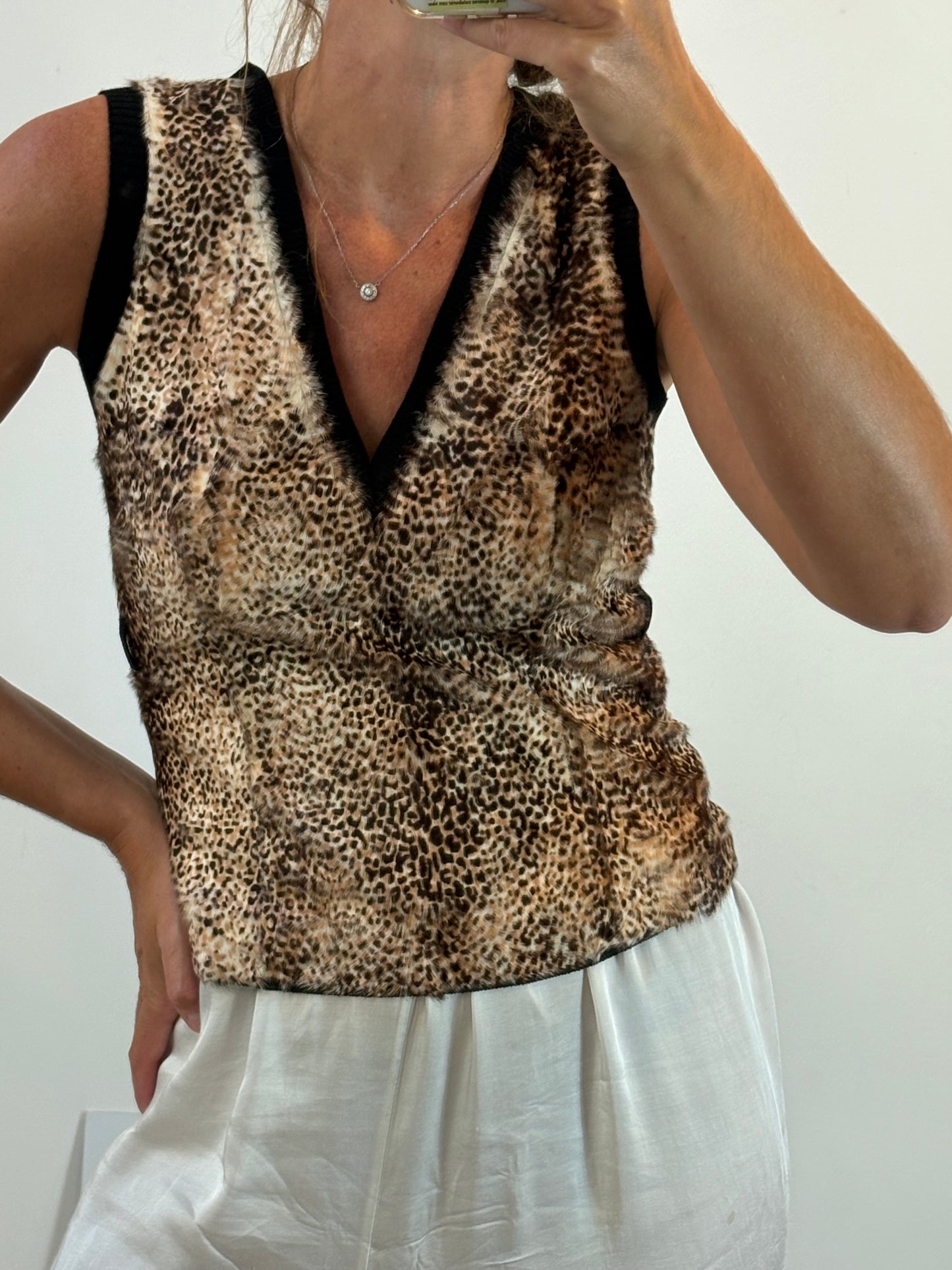 SPORTMAX. Top pelo natural y seda. T 42 (M)