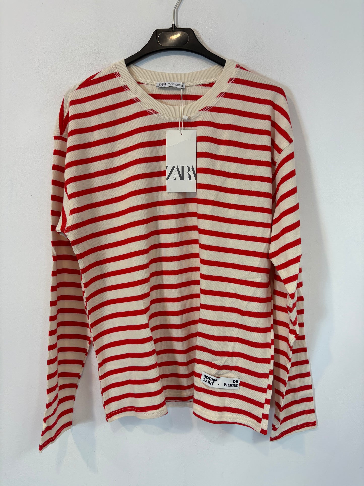 ZARA. Sudadera beige fina rayas rojas . T S