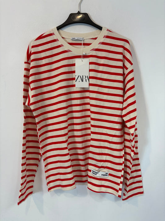 ZARA. Thin beige sweatshirt with red stripes. TS