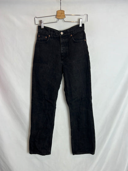 ZARA. Straight buttoned denim. T 34