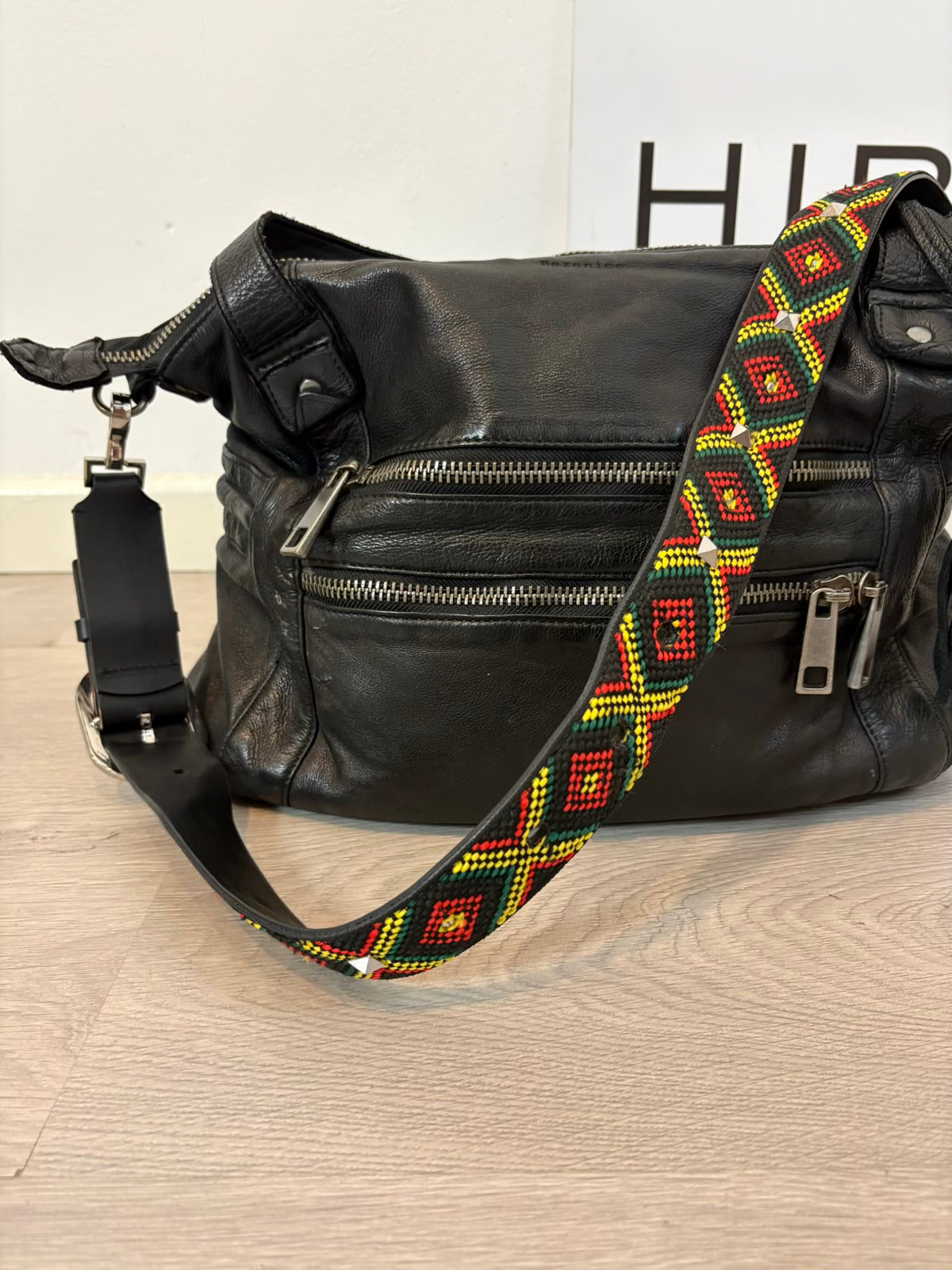 BERENICE. Bolso piel doble asa en negro