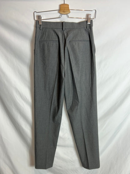 UNIQLO. Pantalón gris de vestir T.xs