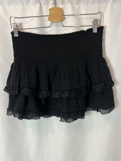 ISABEL MARANT. Black ruffled skirt with a mixed texture. Size 40