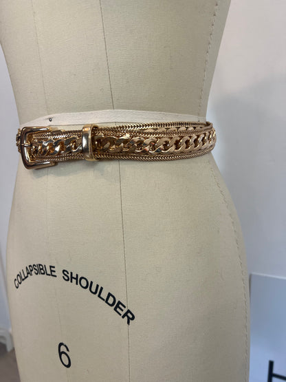 OTRAS. Cinturón cadena dorado. T S/M