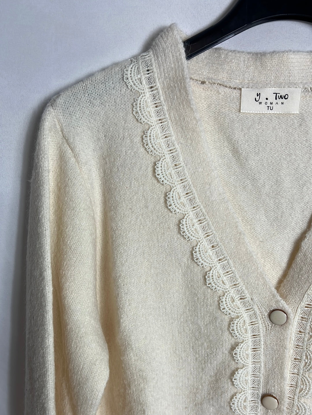 Y. TWO. Rebeca beige claro detalles. TU (s/m)