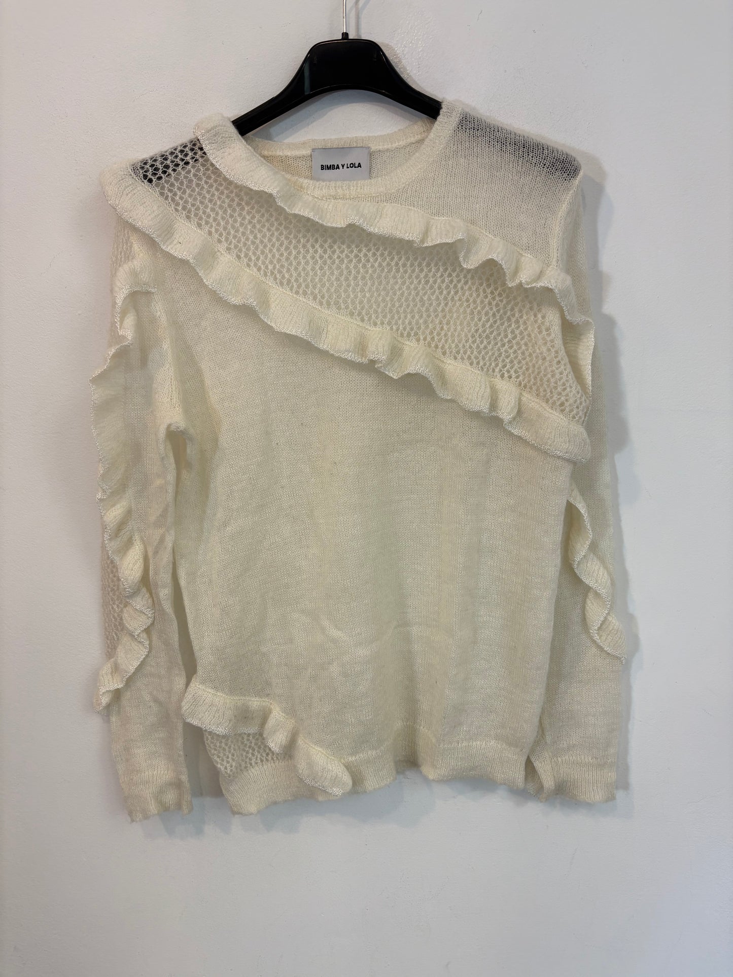 BIMBA Y LOLA. Ecru ruffled sweater. XS