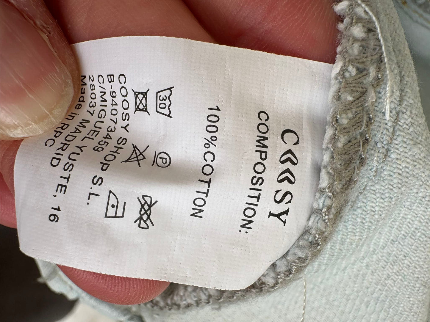 COOSY. Camisa denim azul claro