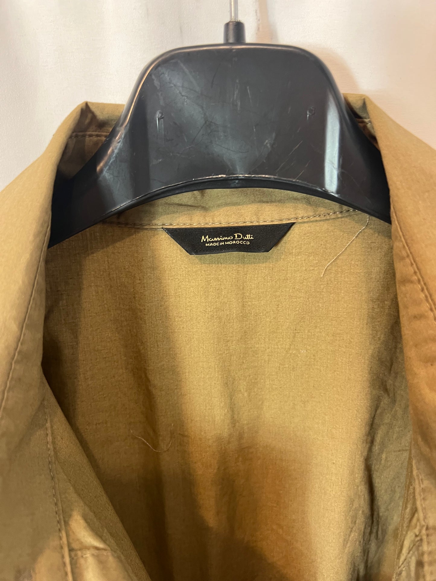 MASSIMO DUTTI. Mono largo caqui. T 38