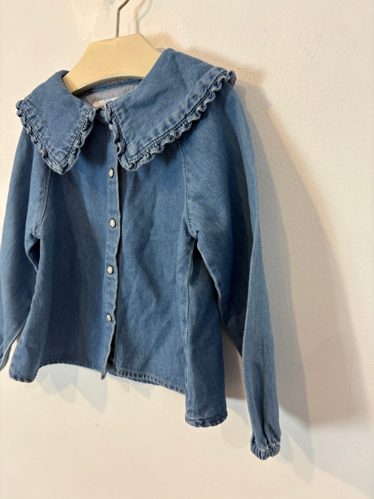 ZARA. Camisa denim cuellos. T 18-24 meses