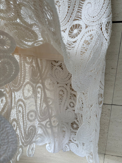 ZARA. Falda crochet asimétrica