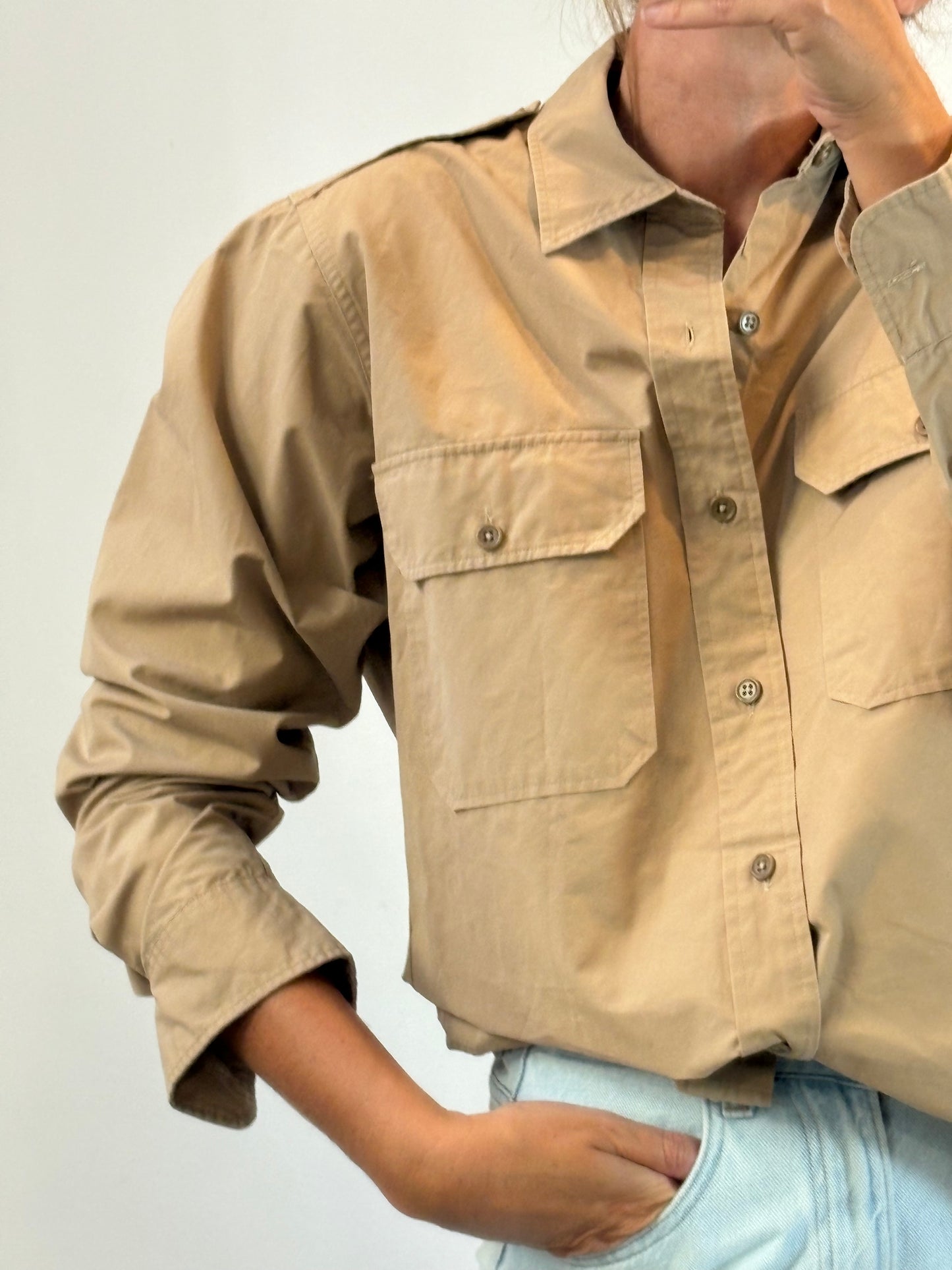 POLO RALPH LAUREN. Camisa camel bolsillos. T M