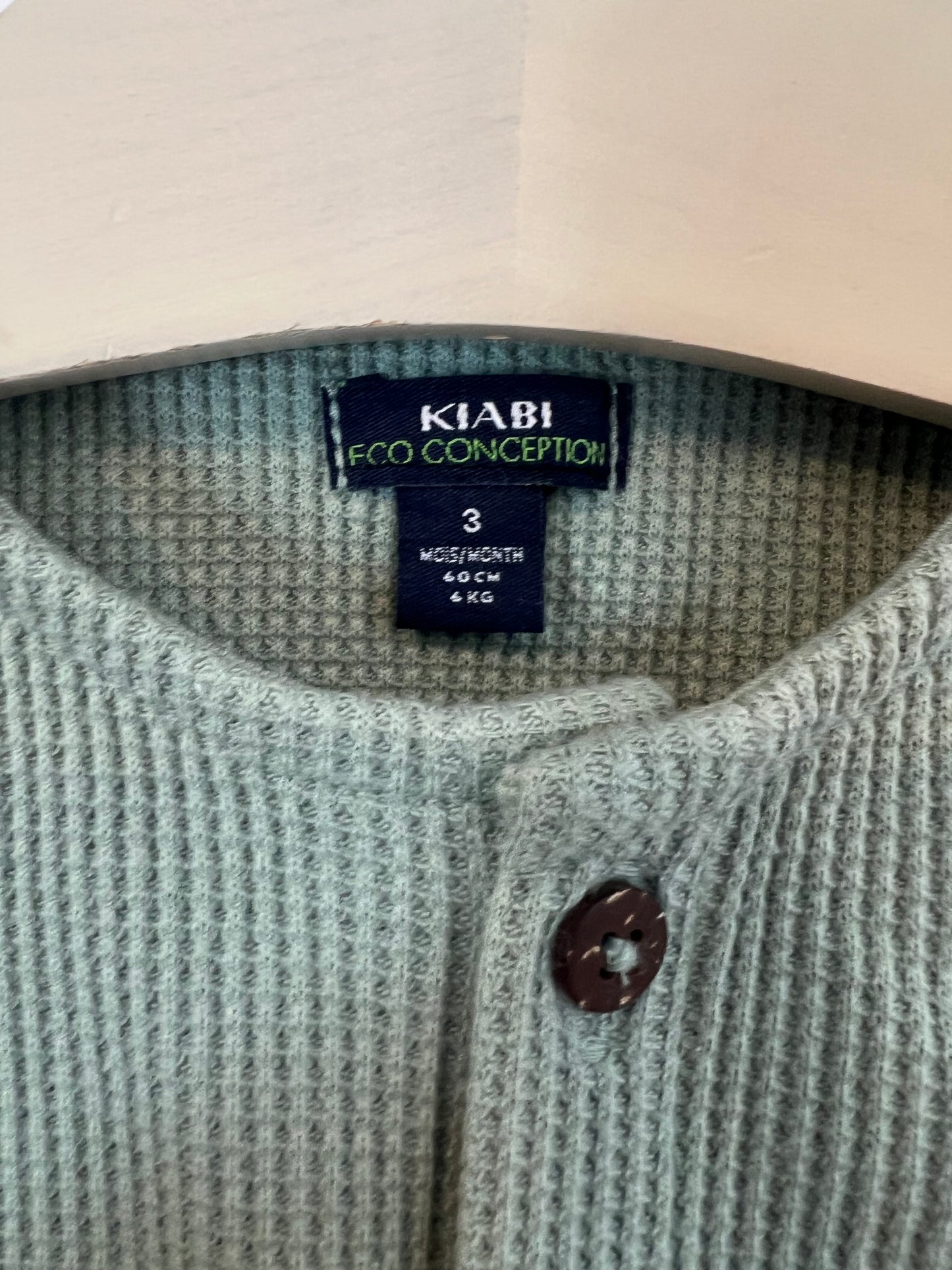 KIABI. Conjunto ranita y gorro T.3 meses