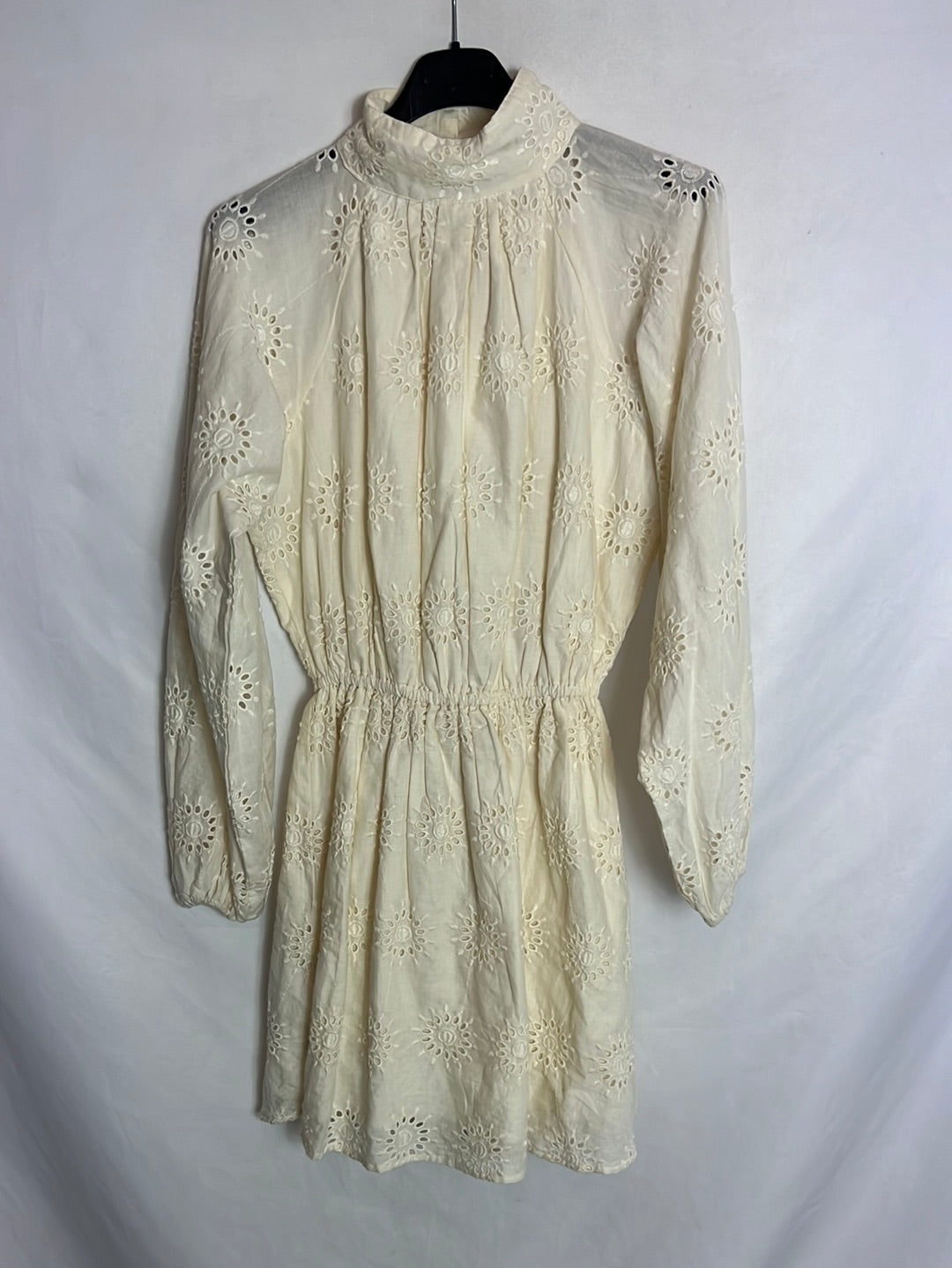 MANGO. Beige die-cut dress S.xs