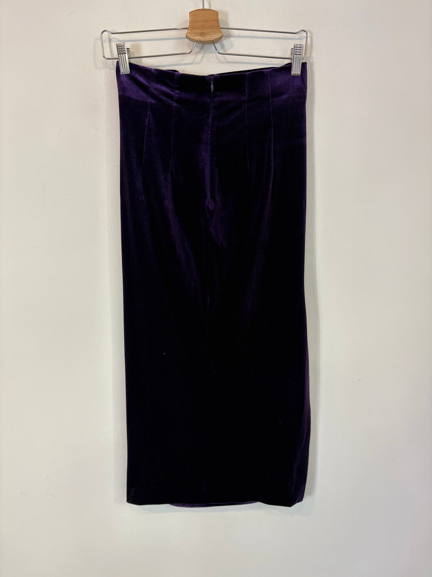 ZARA. Falda midi terciopelo