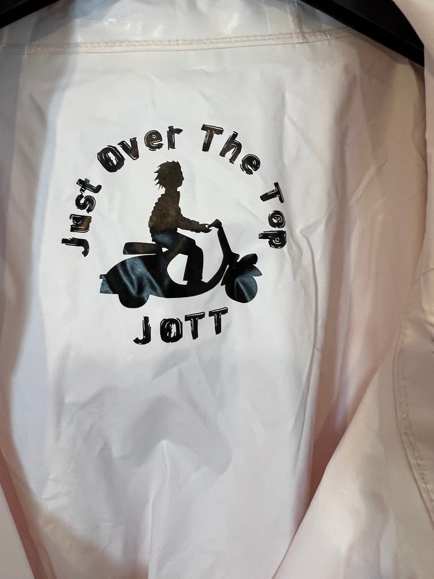 JOTT. Chubasquero tipo poncho rosa T.s/m