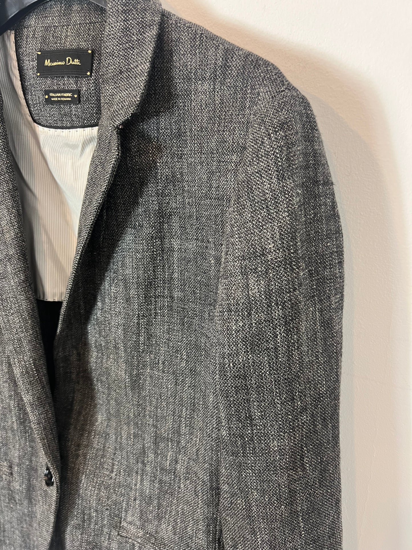 MASSIMO DUTTI. blazer gris jaspeada T.40