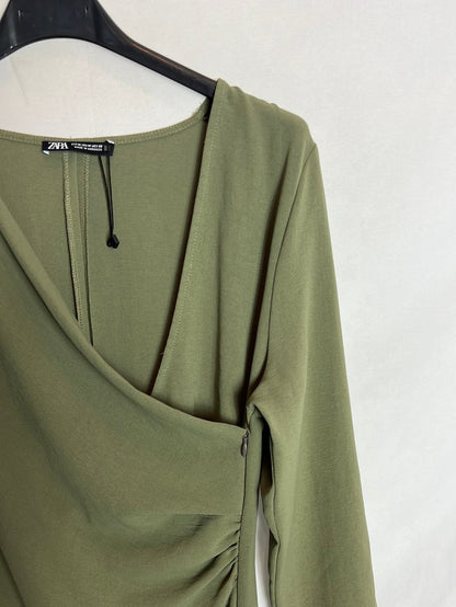 ZARA. Vestido midi fruncido. T M