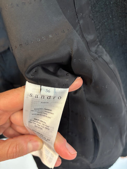 SANDRO. Chaqueta negra tweed bolsillos
