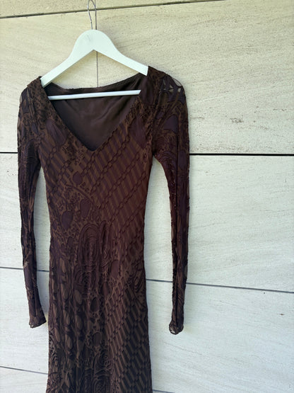 Vestido midi marrón texturas