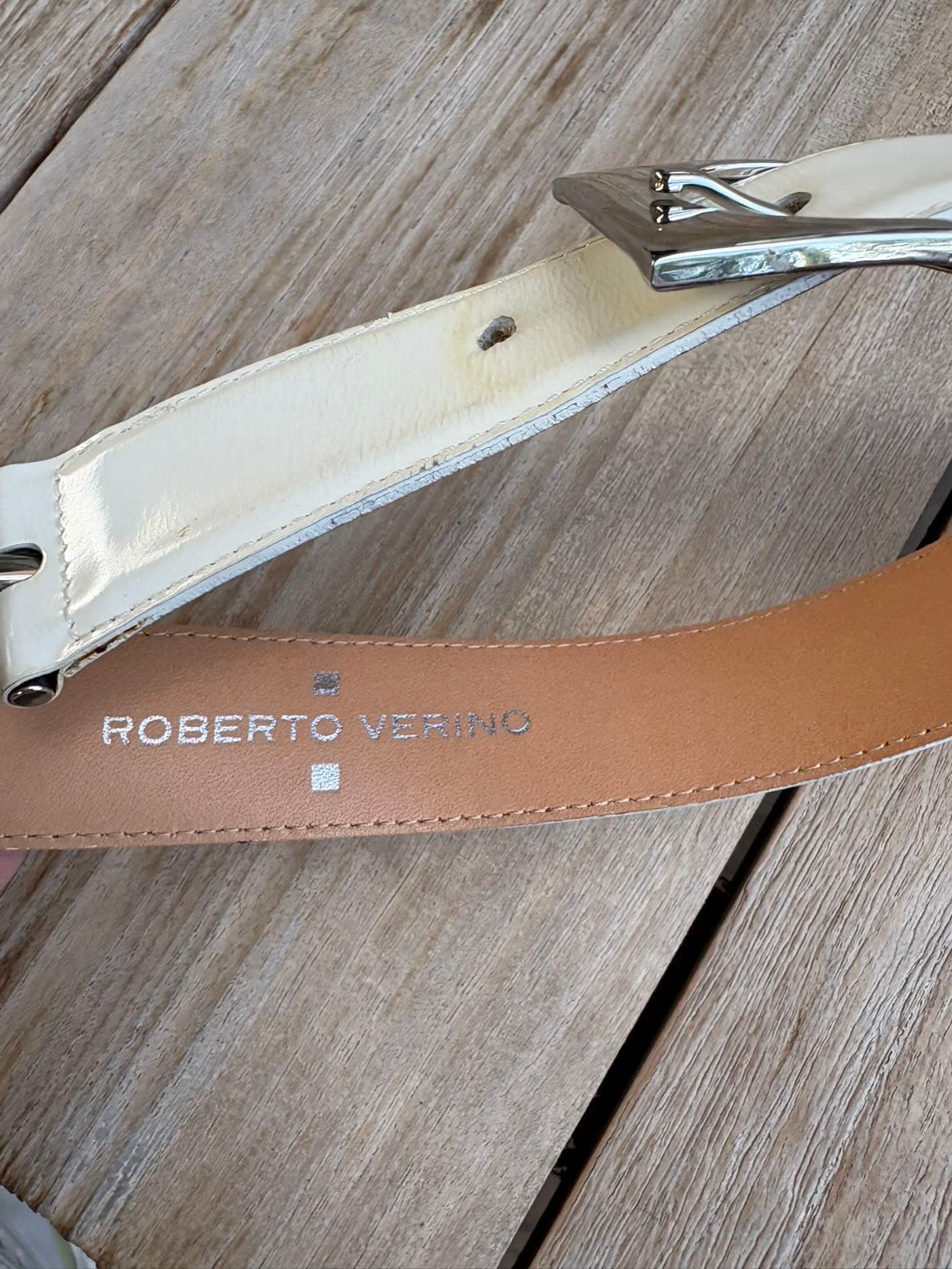 ROBERTO VERINO. Cinturón piel detalle hebillas