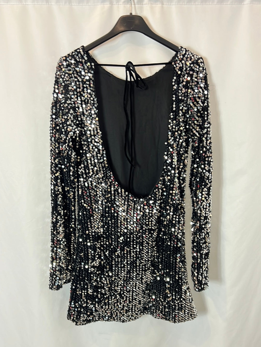 PULL&amp;BEAR. Short sequin dress. TS