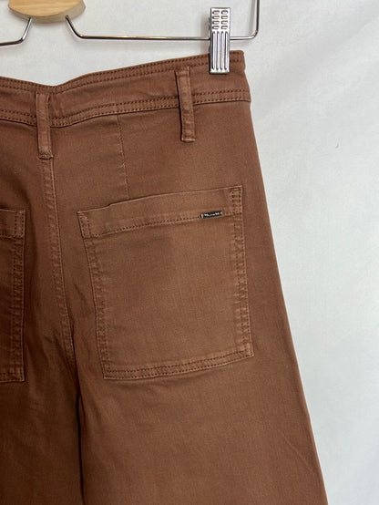 MASSIMO DUTTI . Pantalón marrón culotte. T 36