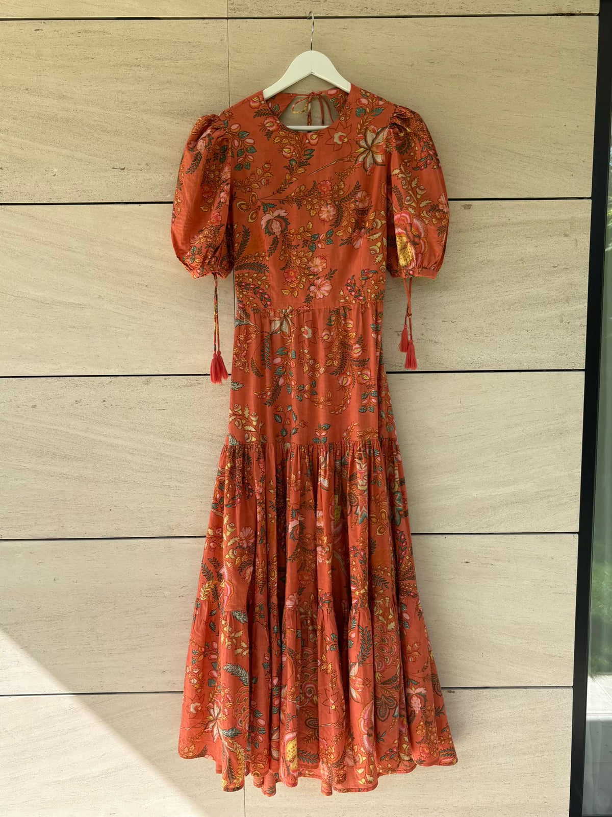 PHILIPPA 1970. Vestido largo romántico espalda al aire