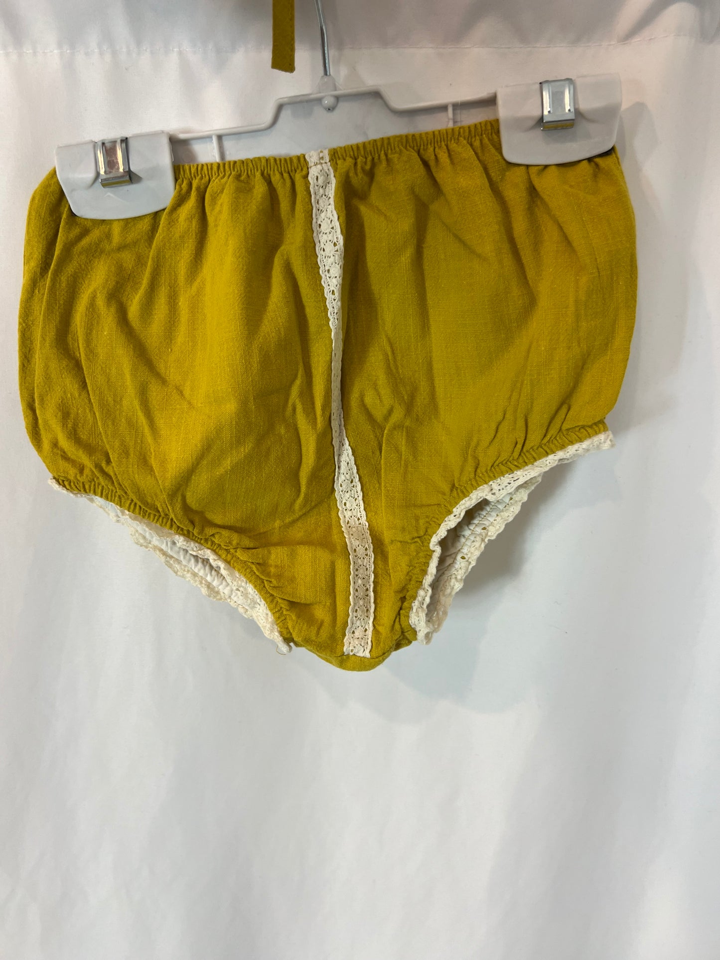 GOCCO. Conjunto vestido mostaza textura. T 18-24 meses