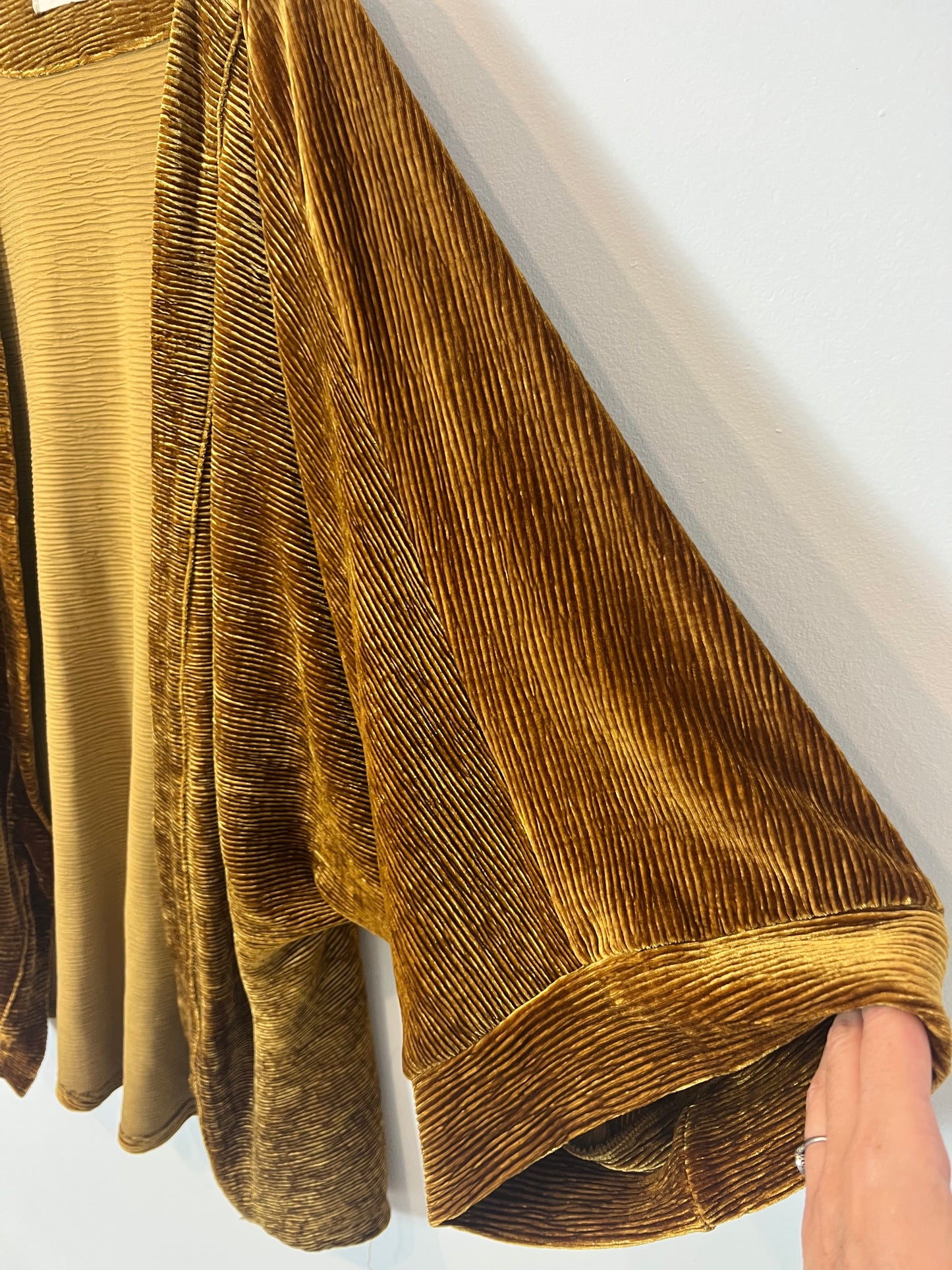 RENATTA&GO. Kimono terciopelo mostaza T.u(m)