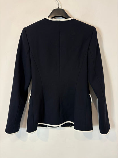 ZARA. Blazer azul marino y blanco