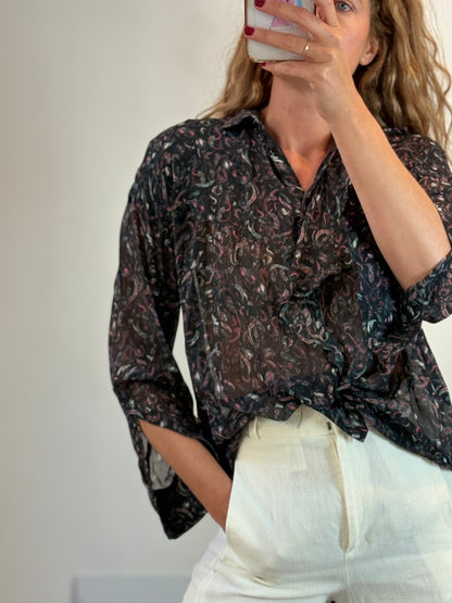 IRO. Blusa fluida negra estampada