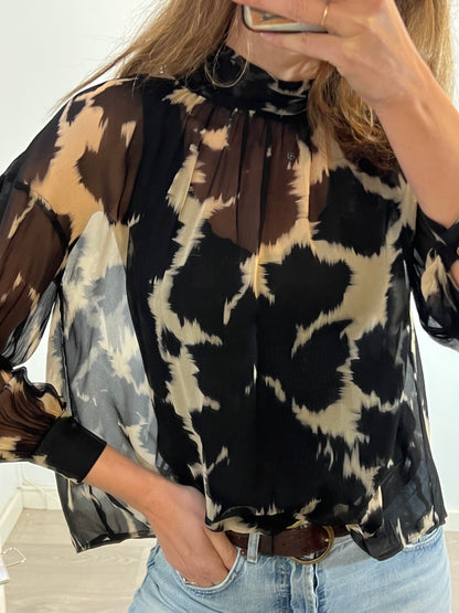 PSOPHIA VÁZQUEZ DE CASTRO. Blusa seda bicolor detalle espalda. T S