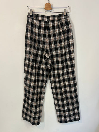 OTRAS. Pantalón cuadros pinzas
