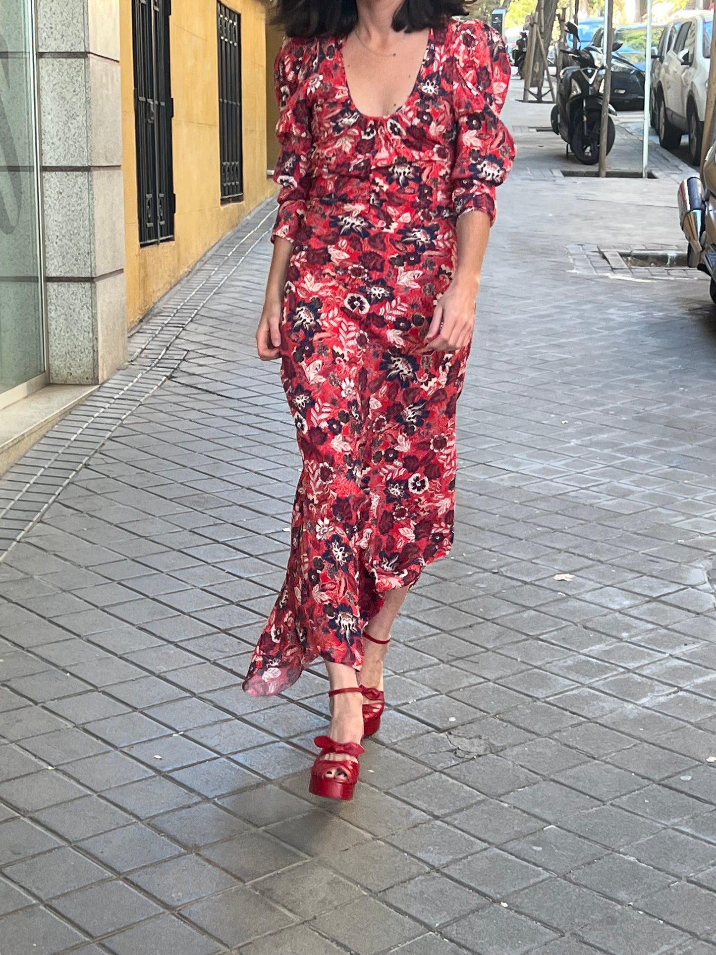 AMEÉ. Sleeveless fringed sweater S.(s)