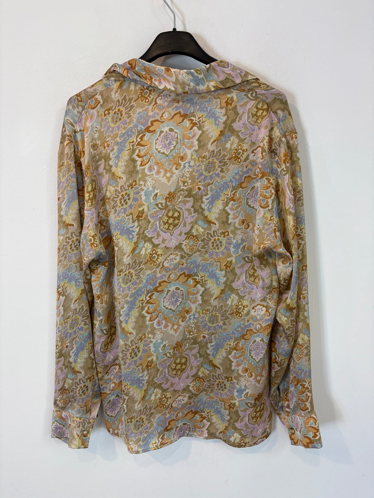 OTRAS. Blusa estampada fluida. T S