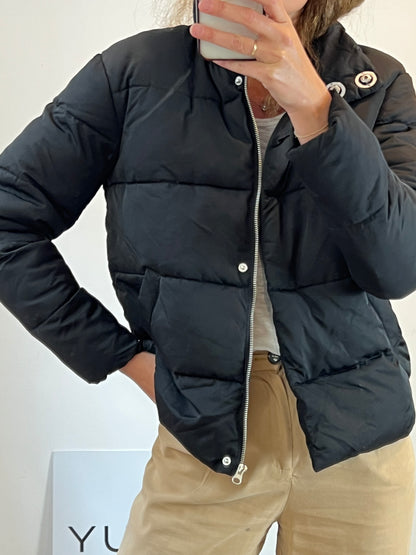 KIABI. Plumas negro T.38