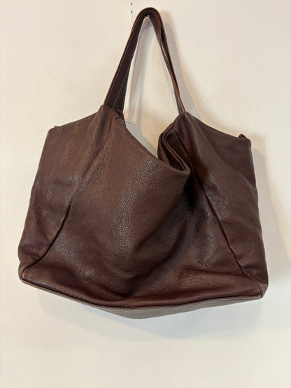 OTRAS. Bolso shopper marrón piel