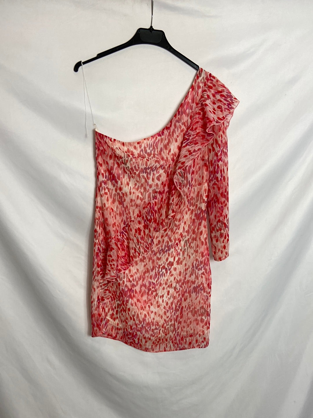 NICOLI. Vestido corto rosa estampado una manga T.S