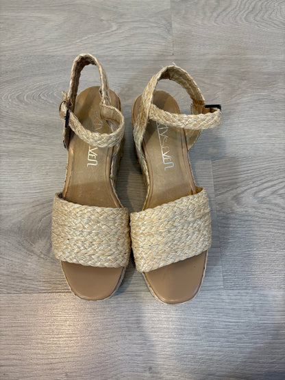 SIXTYSEVEN. Cuña rafia beige. T 41