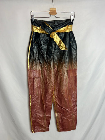 MES DEMOISELLES. Textured trousers in colors. Size 36