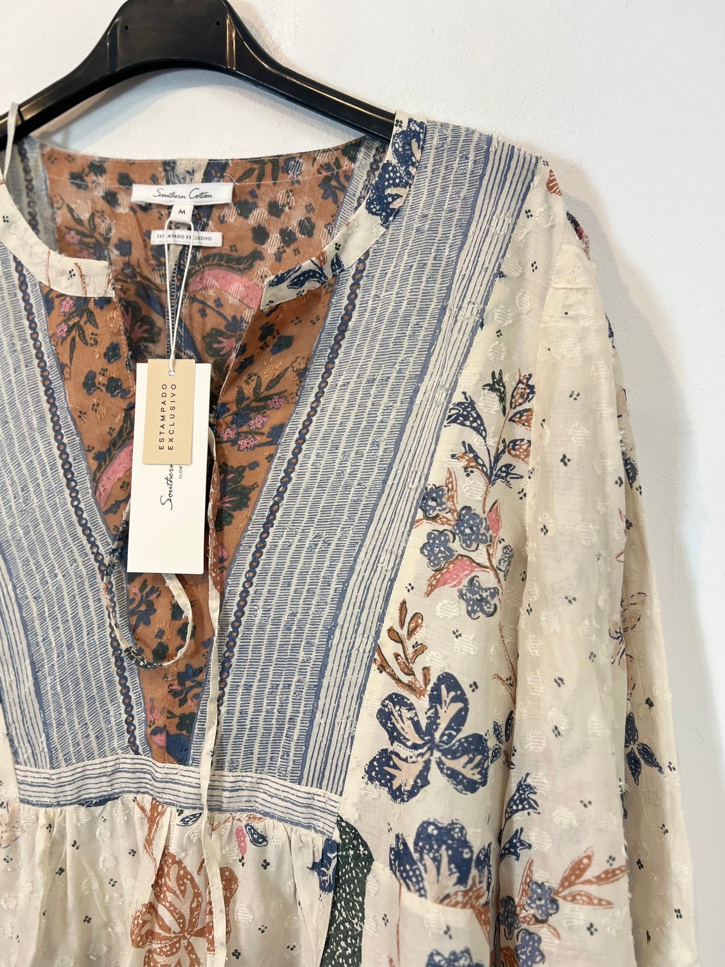 SOUTHERN COTTON. Blusa fluida estampada. T M