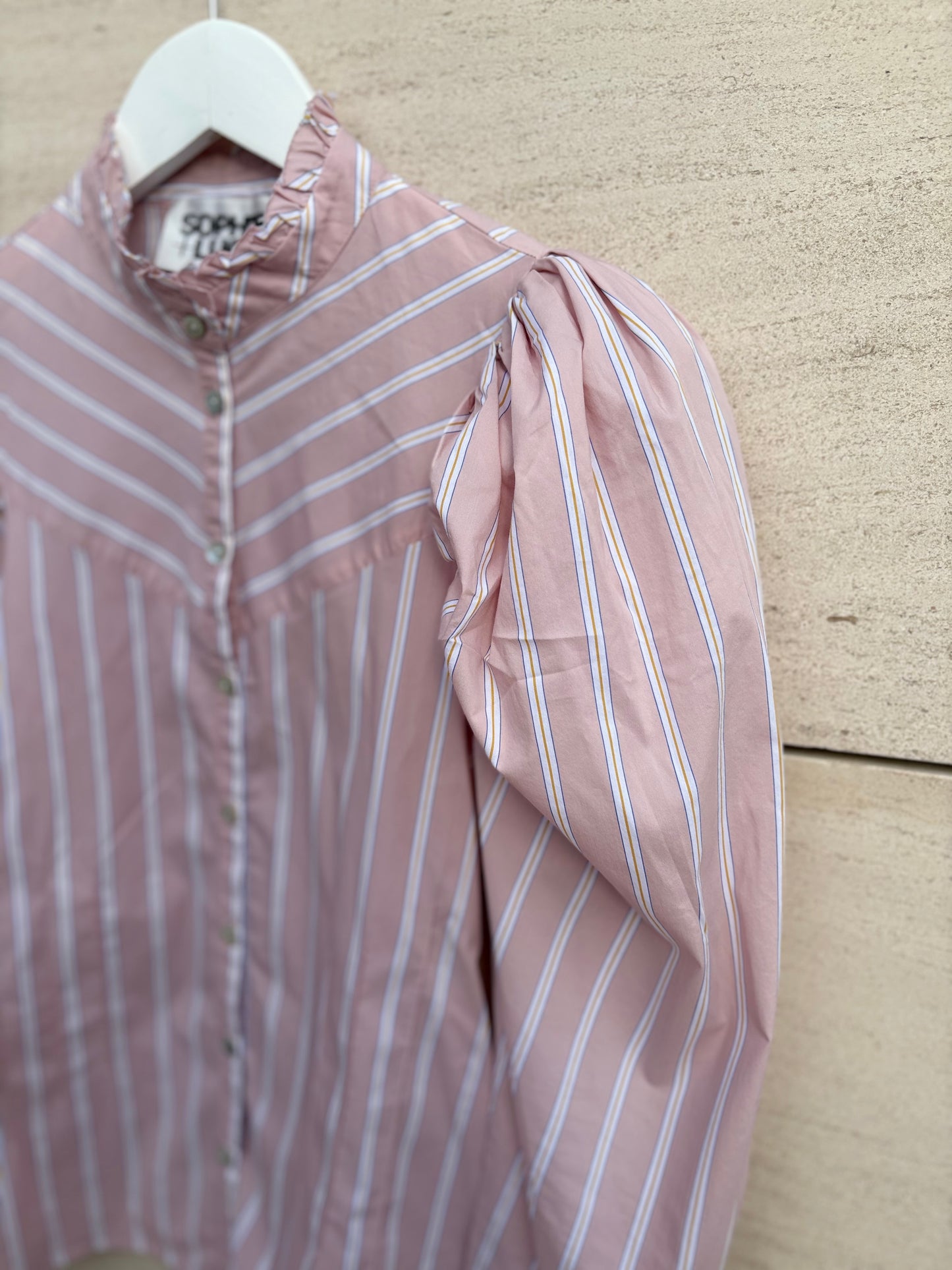 SOPHIE & LUCIE. Camisa rayas manga abullonada